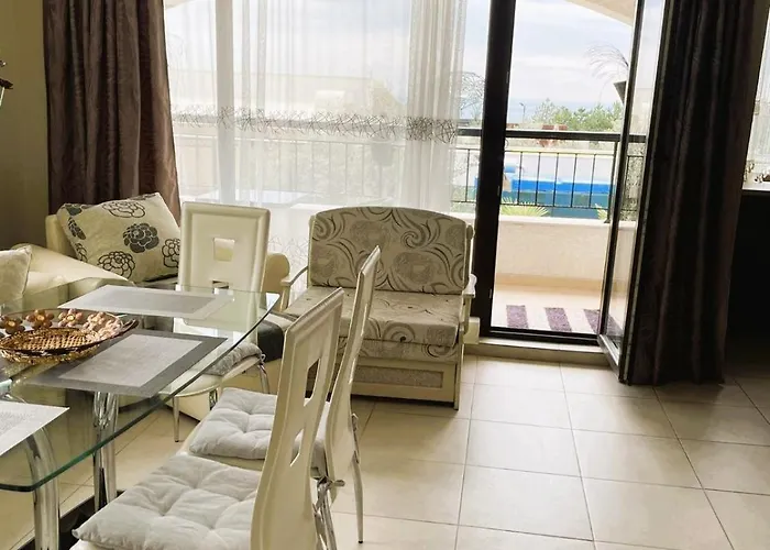 Апартаменты Sarafovo D&v