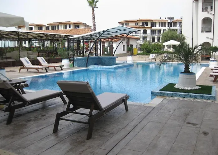 Апартаменты Sarafovo D&v *