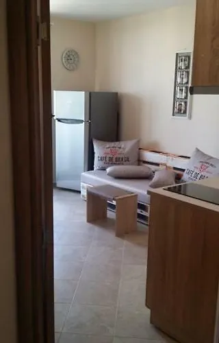 Sarafovo D&v Апартаменты Бургас