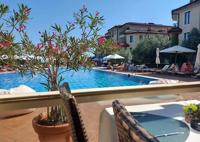 Sarafovo D&v 公寓 *